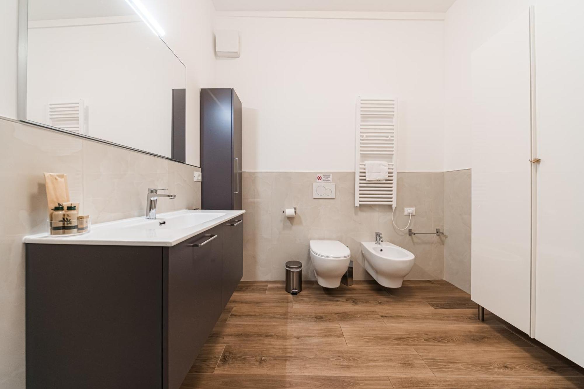 New - Venturini Suites In Bologna Centre Eksteriør bilde